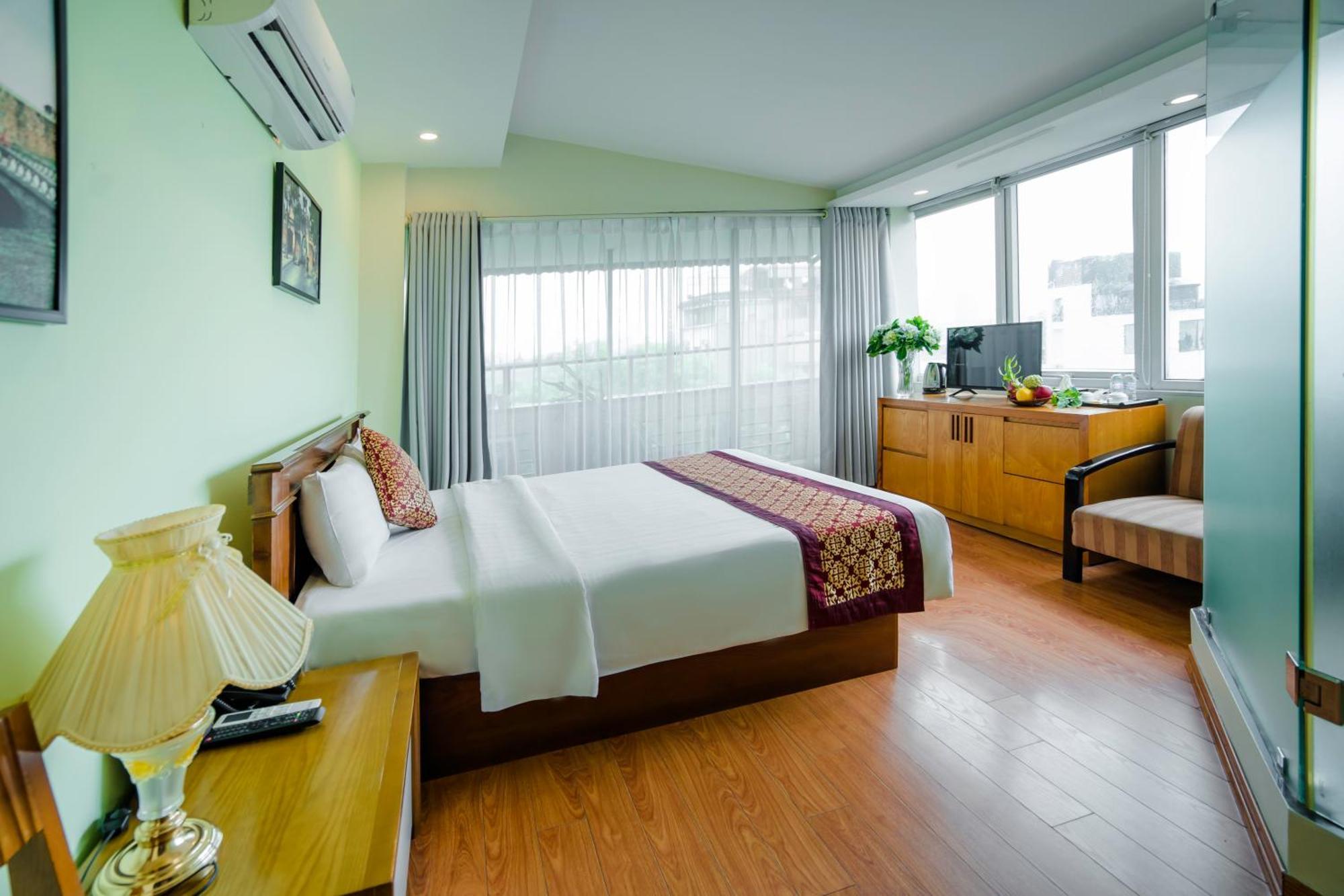 Ha Noi View & Travel Hostel *